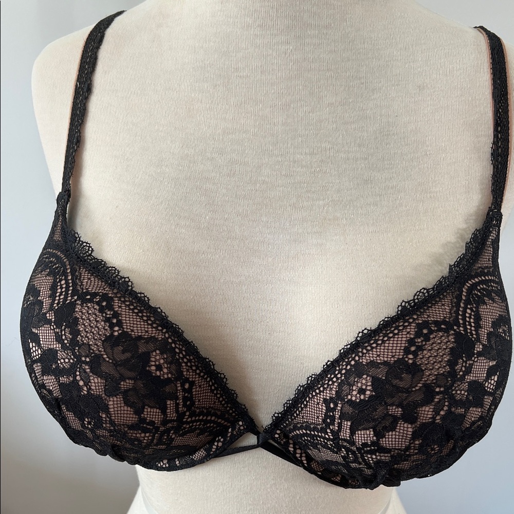 Victoria Secret black lace bra NWT